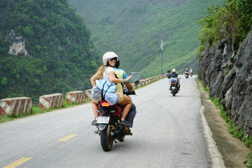 Riding a motorbike to Ha Giang